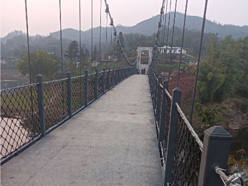 四川省宜賓市高縣萬(wàn)古村人行便橋